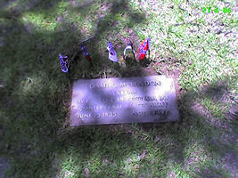 Loami Grandberry McLendon Footstone